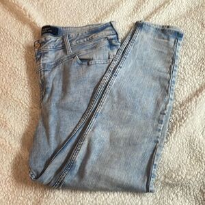 Gap universal high rise jegging size 18